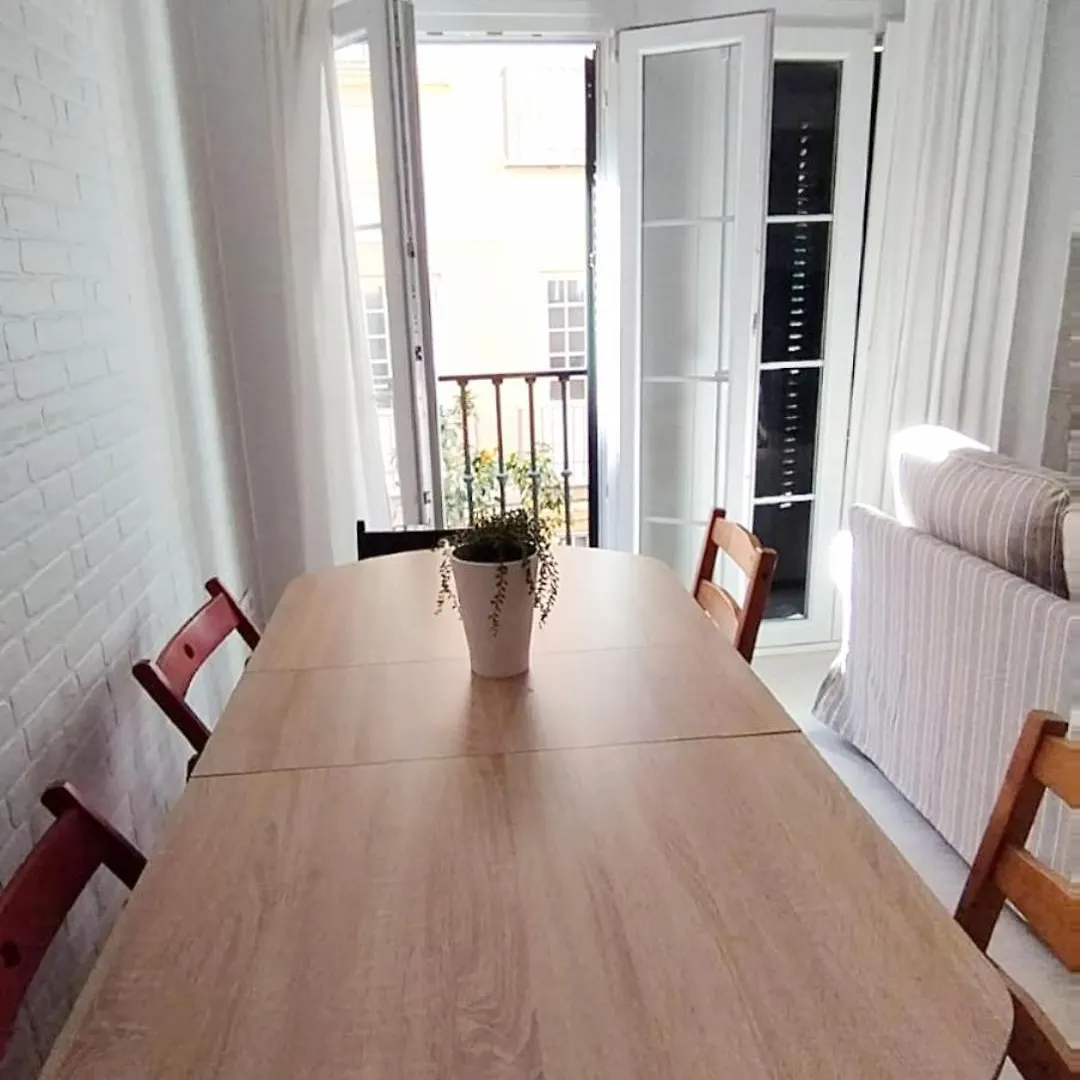Gran Apartamento En El Centro Historico Con Parking Gratuito 4 Habitaciones Por Keywise Malaga