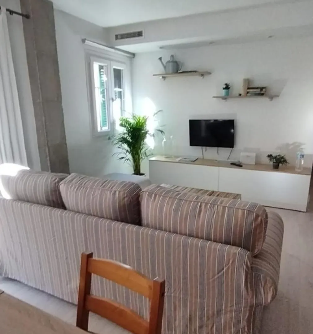Gran Apartamento En El Centro Historico Con Parking Gratuito 4 Habitaciones Por Keywise Malaga Apartment