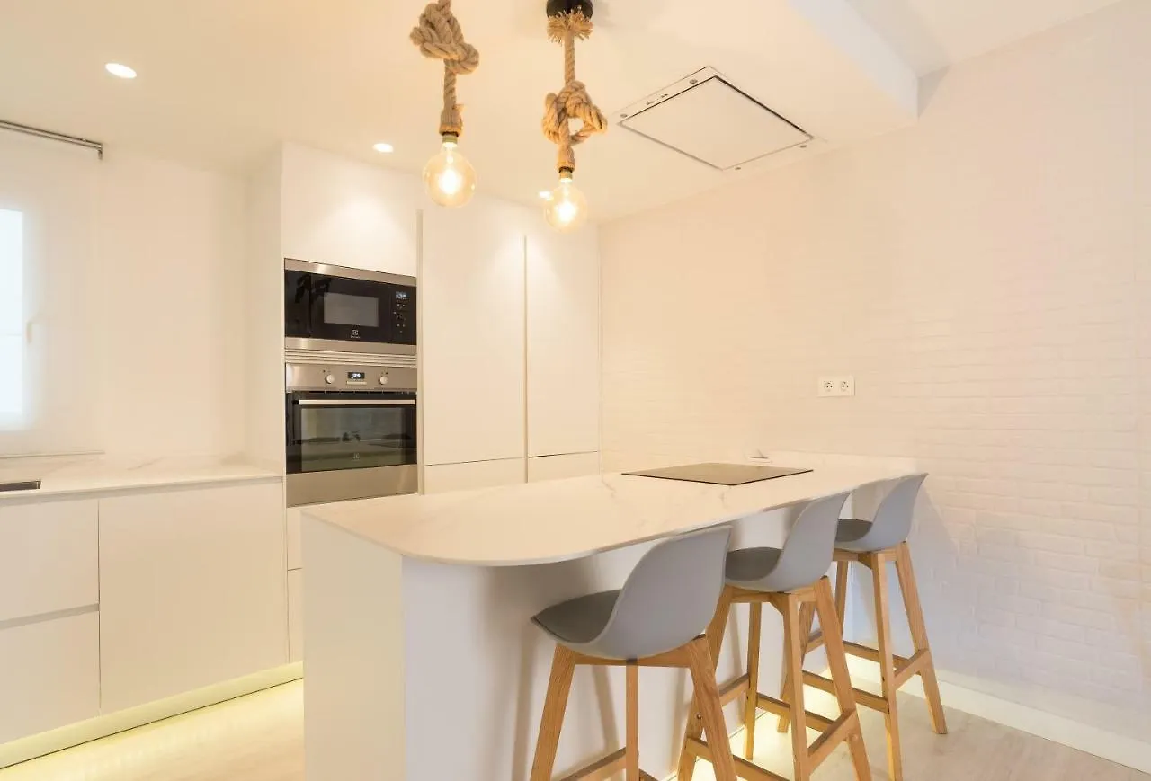 Gran Apartamento En El Centro Historico Con Parking Gratuito 4 Habitaciones Por Keywise Malaga
